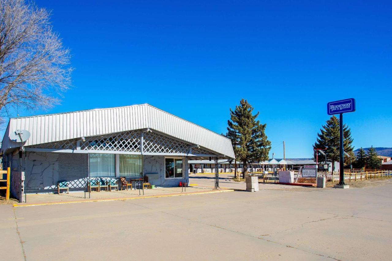 Rodeway Inn & Suites Ratón Exterior foto