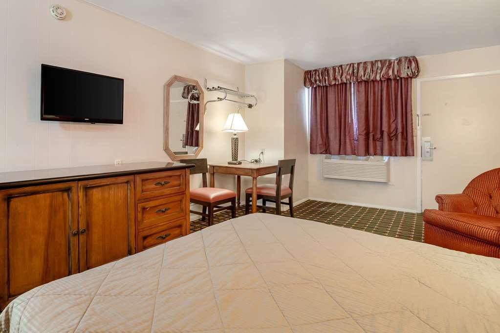 Rodeway Inn & Suites Ratón Habitación foto